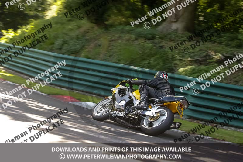 cadwell no limits trackday;cadwell park;cadwell park photographs;cadwell trackday photographs;enduro digital images;event digital images;eventdigitalimages;no limits trackdays;peter wileman photography;racing digital images;trackday digital images;trackday photos